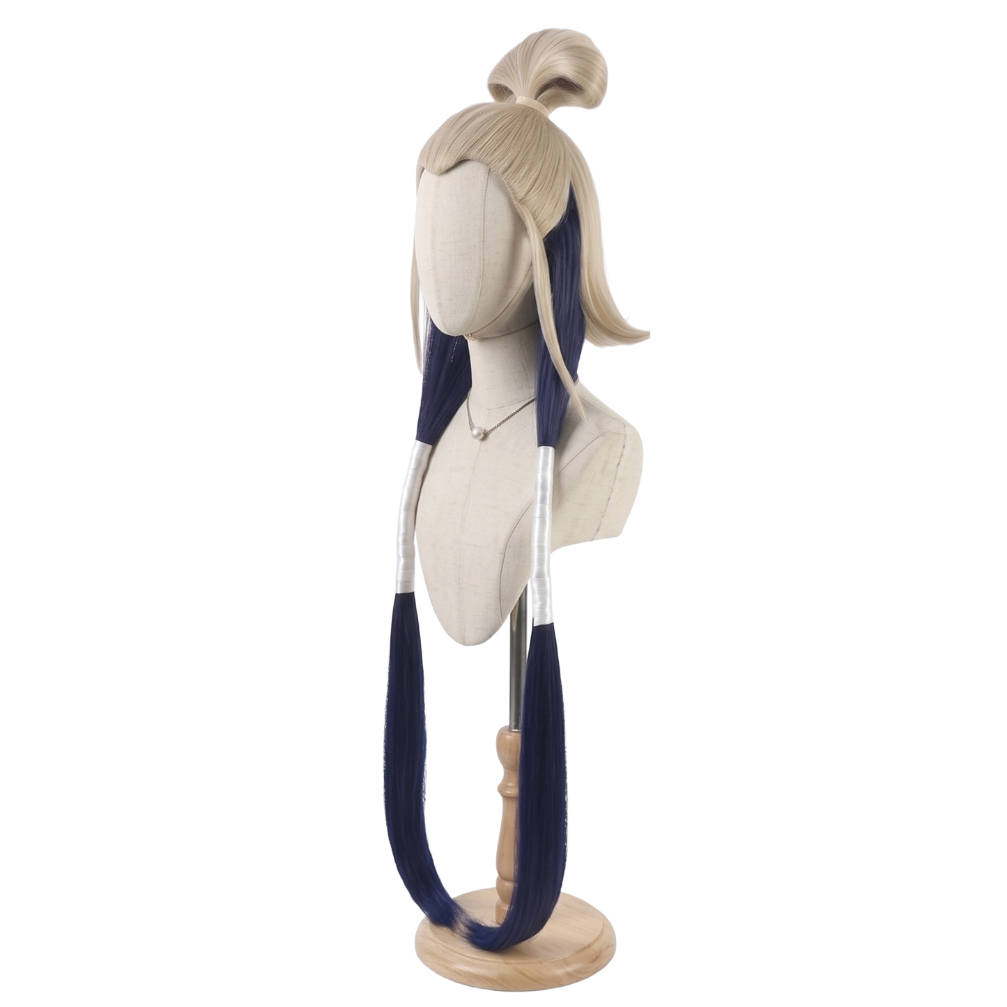 Blonde and navy blue heat-resistant fibers on Tamsy Caines wig